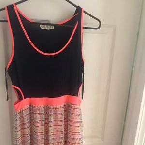 Women’s like new dress
